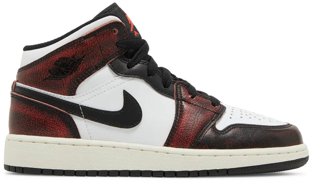 2022 Air Jordan 1 Mid SE GS 'Wear-Away'