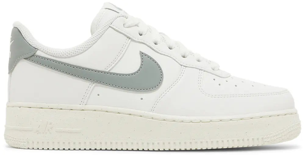Nike Wmns Air Force 1 '07 Next Nature 'Sail Mica Green'