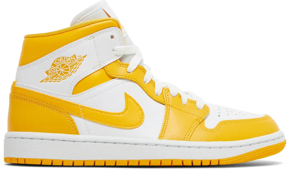 2022 Wmns Air Jordan 1 Mid 'University Gold'